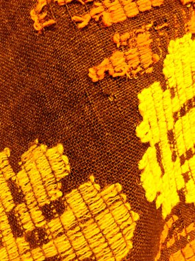 Belorus Tekstil. Geleneksel Belorus Yazıcısı. Paslı Turuncu Geometrik Arkaplan. Nakış tasarımı. Evet. Keten Giysi Arkaplanı. Klasik Etnik Motif. Beyaz El Yapımı Kumaş.