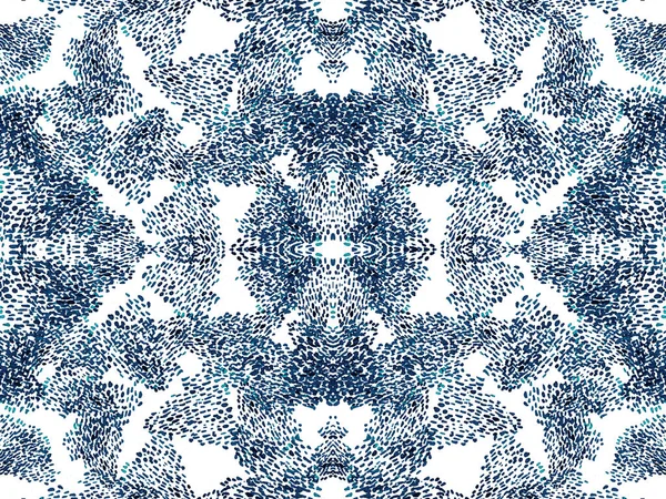 Çivit mavisi, kusursuz hayvan deseni. Suluboya el izi. Afrika egzotik kamuflajı. Geometrik suluboya arka plan. Vahşi hayvan kürkü dokusu. Suluboya El Boyalı Cilt Deseni.