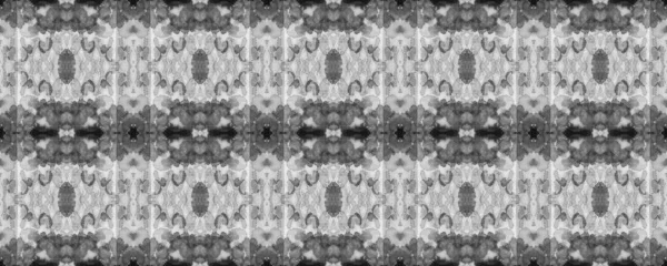 Etnik Kusursuz Düzen. Geo Symmetric Ikat Rapport. Tek renkli suluboya etnik tasarım. Yaz Rhombus Arkaplanı. Canlı Geometrik Mayo Kalıbı. Yılan Derisi Rastgele Doku.