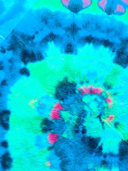 Psikedelik girdap tekstili. Boya sarmalı arka plan. Özgürlük Girdabı 'nı bağladı. Boho Boyalı Kıyafetler. Reggae Suluboya Efekti. Hippi Batic. Canlı Haight San Francisco Swatch. Mavi ve İndigo