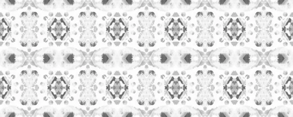 Geometrik Etnik Şekilsiz Şekilsiz Suluboya El Çizim Batik. Psikedelik Halk Arkaplanı. Allover Etnik Mayo Tasarımı Ikat Yatay Doku. Eğlenceli Simetrik Sınır Uyumu. Gri Pul
