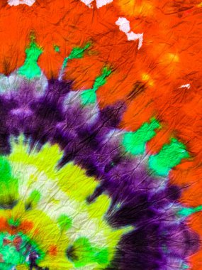 Özgürlük Girdabı 'nı bağladı. Boho Boyalı Kıyafetler. Reggae Suluboya Efekti. Mavi ve yeşil kravatlı sarmal arka plan. Psikedelik girdap tekstili. Hippi Batic. Canlı Haight San Francisco Swatch. 