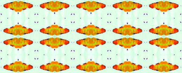 Geometric Ethnic Seamless Pattern Fun Symmetric Border Rapport. Ikat Horizontal Texture. Purple Lavender Watercolor Hand Drawn Batik. Psychedelic Folk Background. Allover Ethnic Swimwear Design