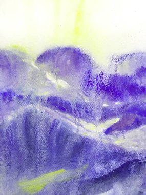 Eğlenceli Himalayalar. Suluboya Kore baskısı. Violet Purple Çağdaş Geometrik Skeç. Şekillendirilmiş Japon Suluboya Dağları. Dağ Çizimi. Asya Yürüyüşü Rocky Arkaplanı.