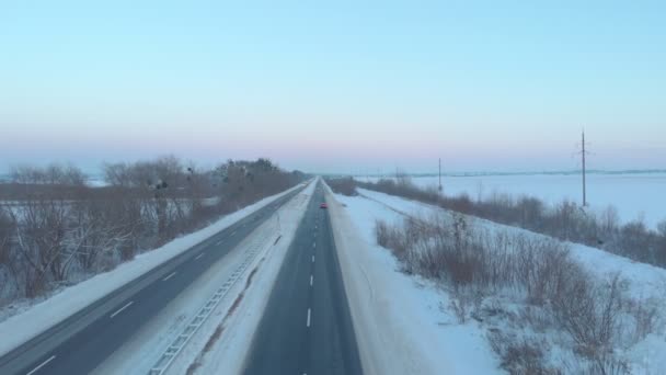 Coches Conducir País Carretera Invierno — Vídeos de Stock