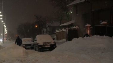 Gece Kar Fırtınası