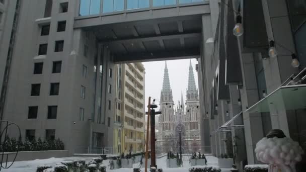 Modern Binalar ve Katolik Kilisesi Harici — Stok video