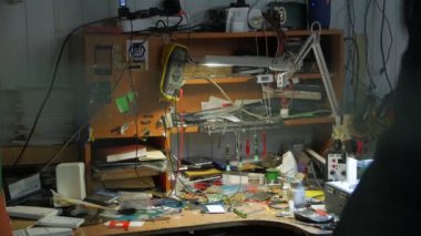 Eski Elektronik Tamir Ekipmanı