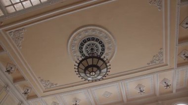 Büyük Antika Avize