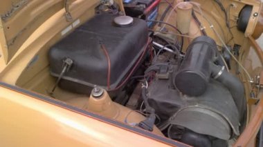 Retro Araç Motoru