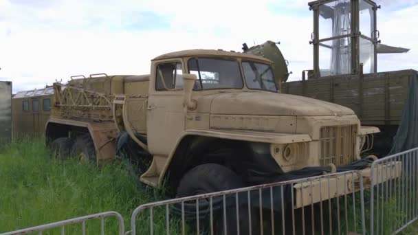 Vecchio camion militare — Video Stock