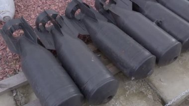 Askeri Eski Hava Bombaları