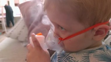 Çocuk ve Buhar Solunum cihazı