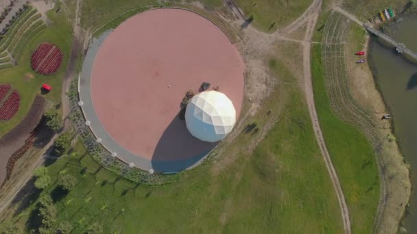 Hangar Extérieur Extérieur — Video