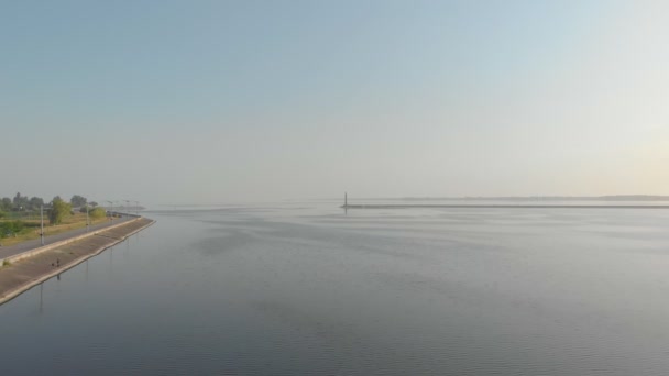 Faro en el mar — Vídeos de Stock