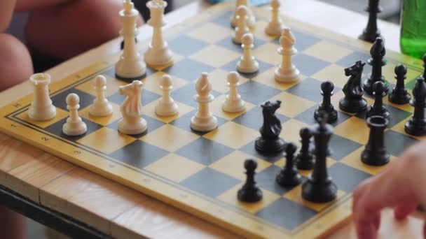 Chess Knight Move — Video