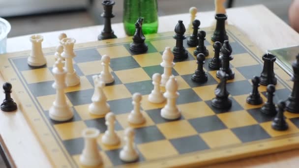 Toren schaak bewegen — Stockvideo