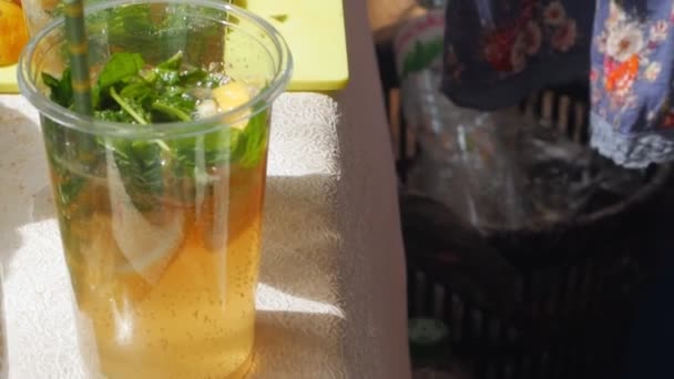 Mojito s ledem — Stock video