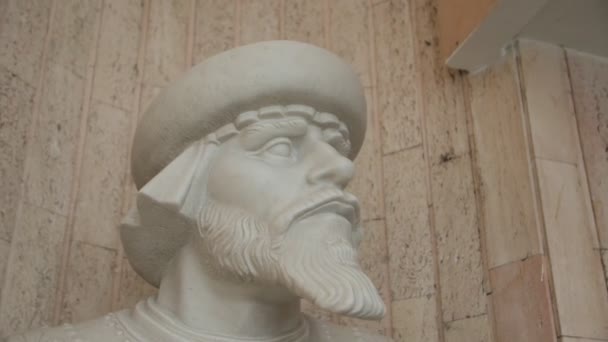 Closeup Monument To Yaroslav The Wise — Stock Video
