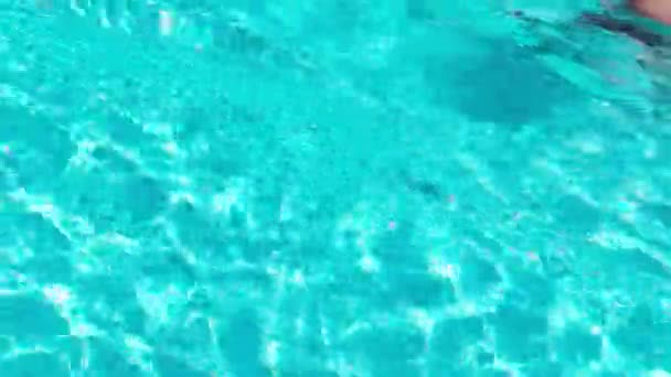 Mavi Havuz Suyu — Stok video