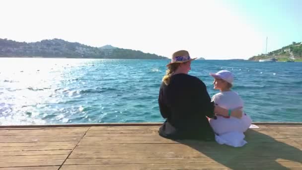 Girl With Mother Seascape — Stock Video