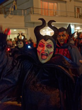 Viareggio, İtalya - 12 Mart: alegorik float Viareggio c