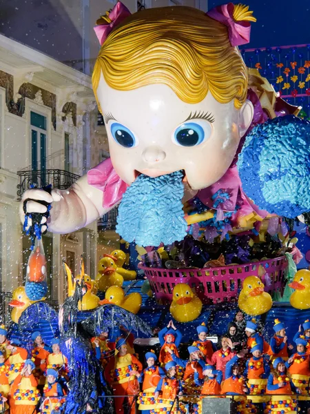 VIAREGGIO, ITALY - March 12:   allegorical float  at Viareggio C — Stock Photo, Image