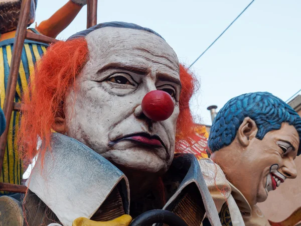 VIAREGGIO, ITÁLIA - 12 de março: alegórico flutuador em Viareggio C — Fotografia de Stock