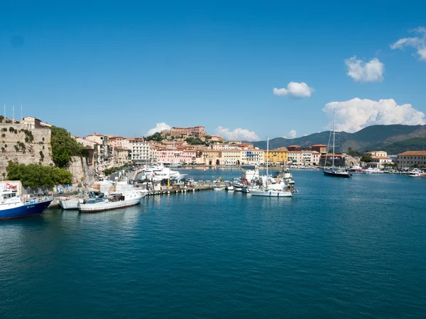 ポルト Ferraio エルバ島イタリア トスカーナの風景 — ストック写真