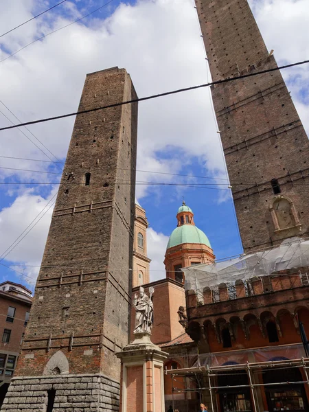 Two towers of Bologna Italy — Stock Photo, Image