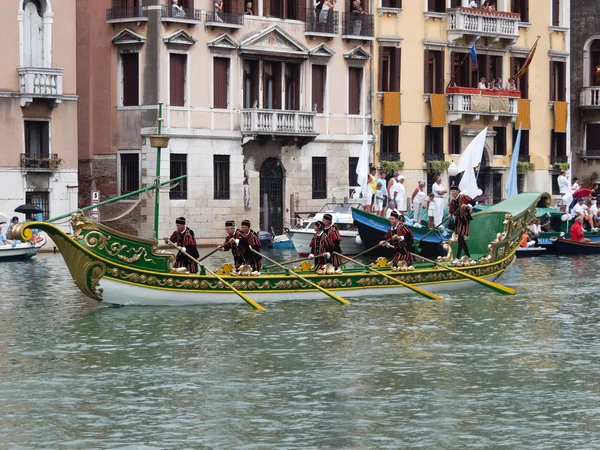 Velence - szeptember 4: felvonulás, történelmi hajók tartott szeptember — Stock Fotó