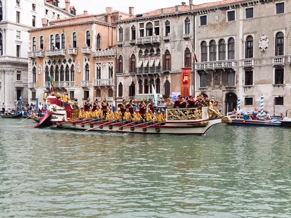 Венеція - 4 вересня: парад історичного човнів провела вересня — стокове фото