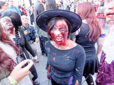 Lucca, İtalya - 11 Kasım: maskeleri çizgi kahramanlar Lucca 