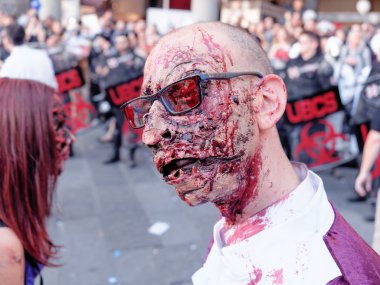 Lucca, İtalya - 11 Kasım: maskeleri çizgi kahramanlar Lucca 