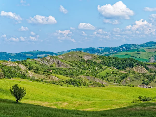 Panorámás kilátás nyílik a toszkán-Emilian Appenninek Olaszország — Stock Fotó