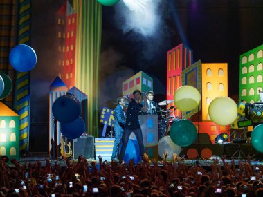 Cattolica, İtalya - 25 Temmuz: Şarkıcı Cattolica Temmuz düzenlenen konser sırasında performans Mika 25,2015