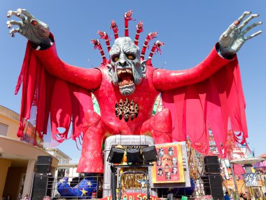 Viareggio, İtalya - 23 Şubat: viareggio, alegorik float