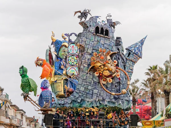 Viareggio, İtalya - 7 Şubat: Viareggio, alegorik float