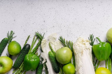 Düz yeşil organik gıda. metin için alanı olan hafif bir arkaplan üzerinde