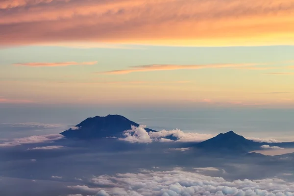 Beautiful Sunset over the clouds. — Stock Photo, Image