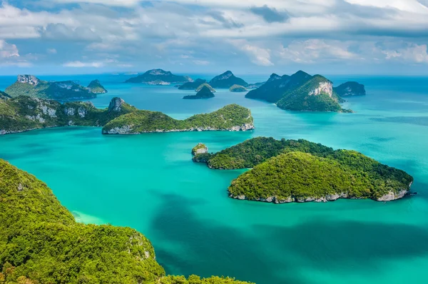 Islas en el Parque Nacional Ang Thong . — Foto de Stock