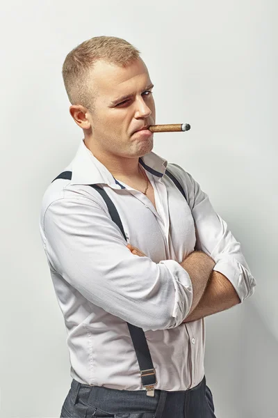 Man röka cigarr — Stockfoto