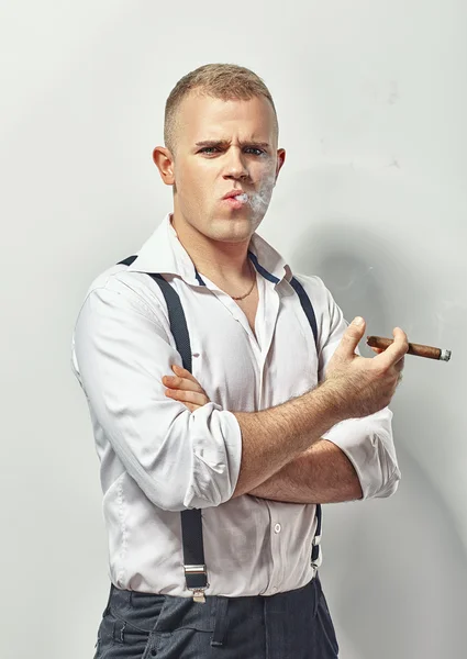 Man smoking cigar — Stock Photo, Image