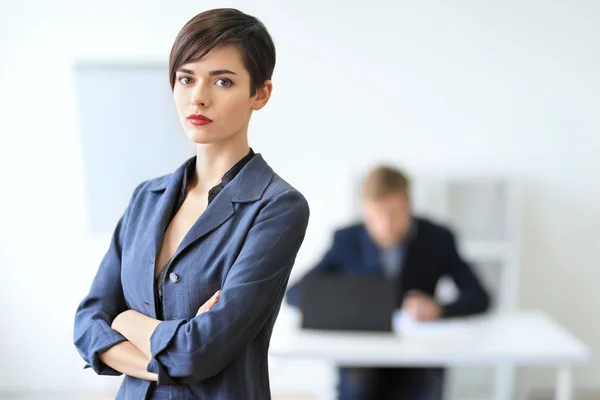 Retrato de la joven empresaria líder — Foto de Stock