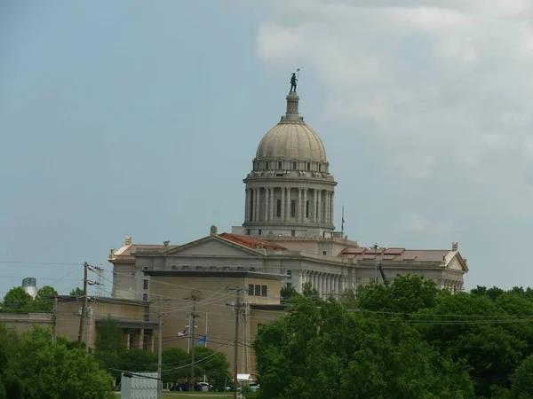 Oldalnézet Capitol Épület Oklahoma City — Stock Fotó