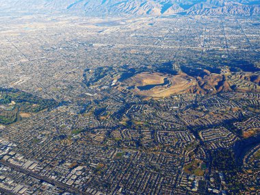 Los Angeles City sabahın erken saatlerinde bir uçak penceresinden görüldü..