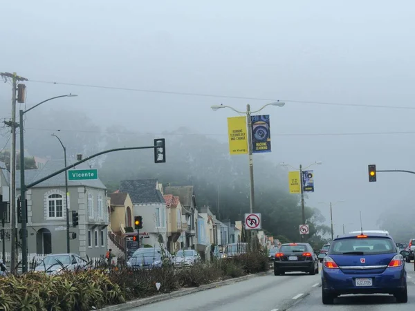 San Francisco Kalifornia 2018 Július Közúti Kilátás Apartmanokra Könnyű Forgalomra — Stock Fotó