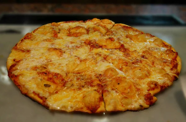 Cheesy Whole Pizza Very Thin Crust Soft Background — Stock Photo, Image