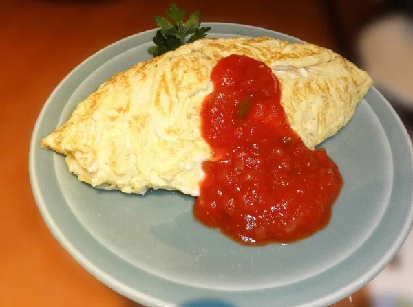 Top Shot Big Juicy Egg Omelet Catsup Top — Stock Photo, Image