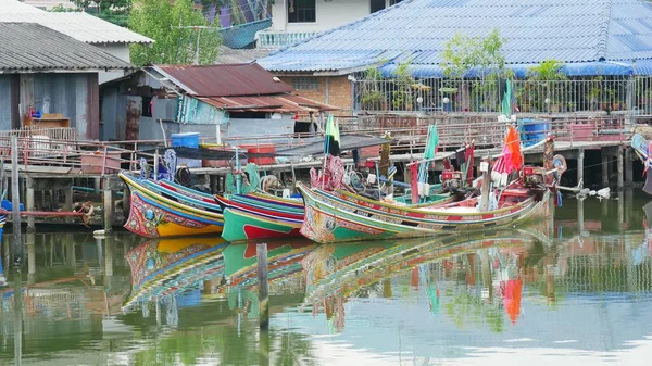 Narathiwat Thailand March 2016 Colorful Boats Reflected Waters Fishing Village —  Fotos de Stock